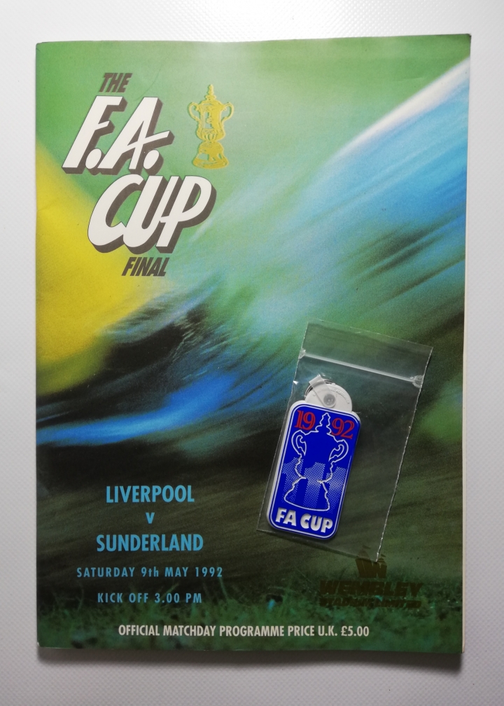 1992 F.A Cup Final Liverpool vs Sunderland Programme with Keyring and Poster