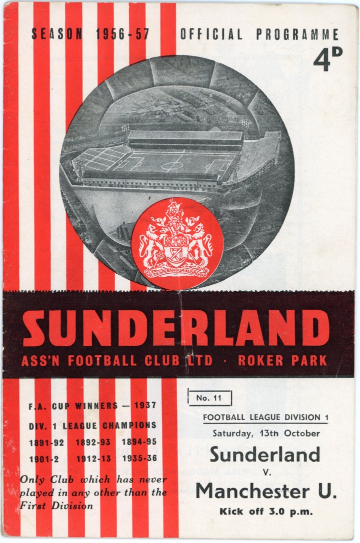 1956-57 Sunderland vs Manchester United programme football programme
