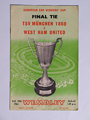 1965 European Cup Winners Cup Final 'Munich 1860 vs West Ham United' Programme
